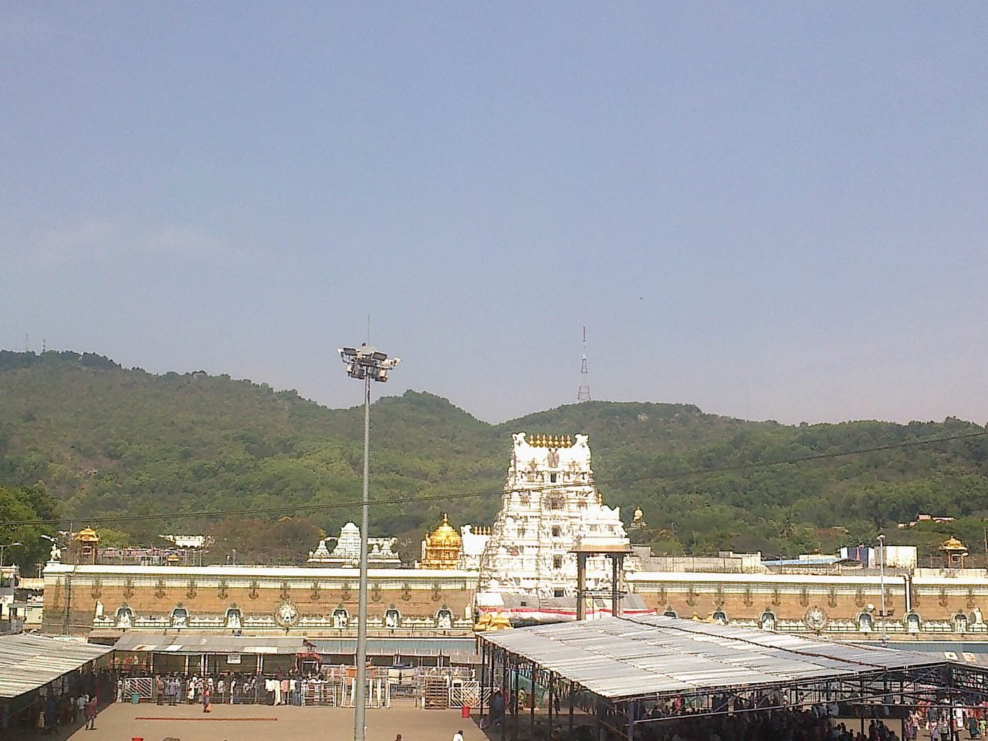 Sri Venkateswara Swamy Temple, Tirumala, Tirupati (Tirumala), Andhra Pradesh - photograph 2