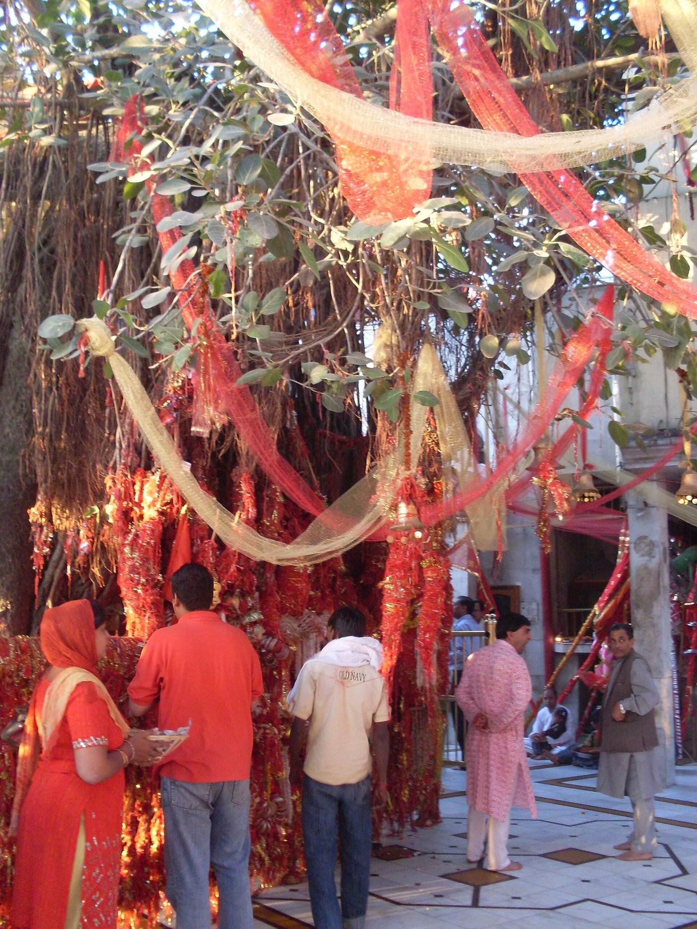 Chintpurni Temple, Una (Chintpurni), Himachal Pradesh - photograph 2