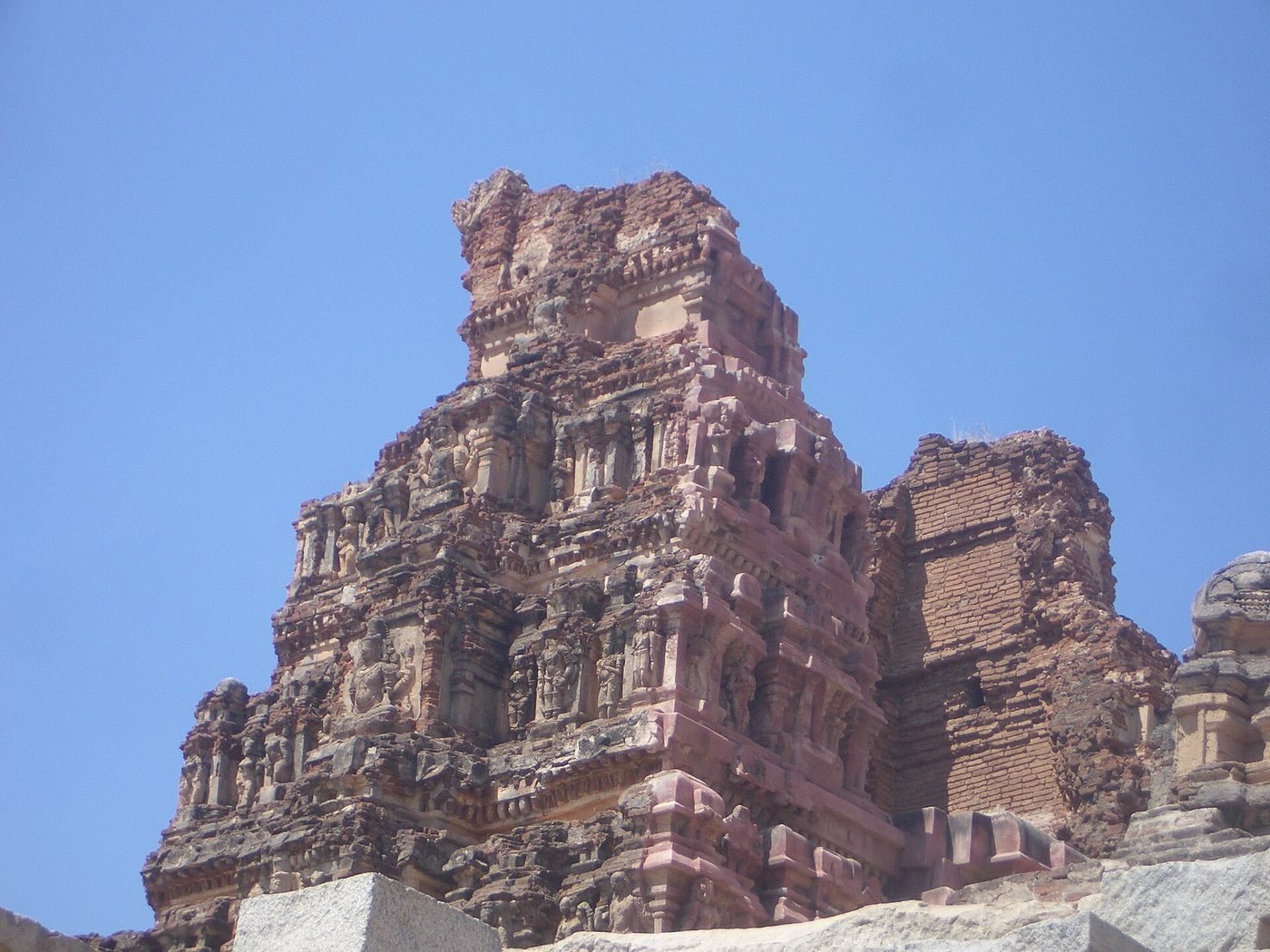 Vijaya Vitthala Temple, Hampi, Hampi, Karnataka - photograph 2