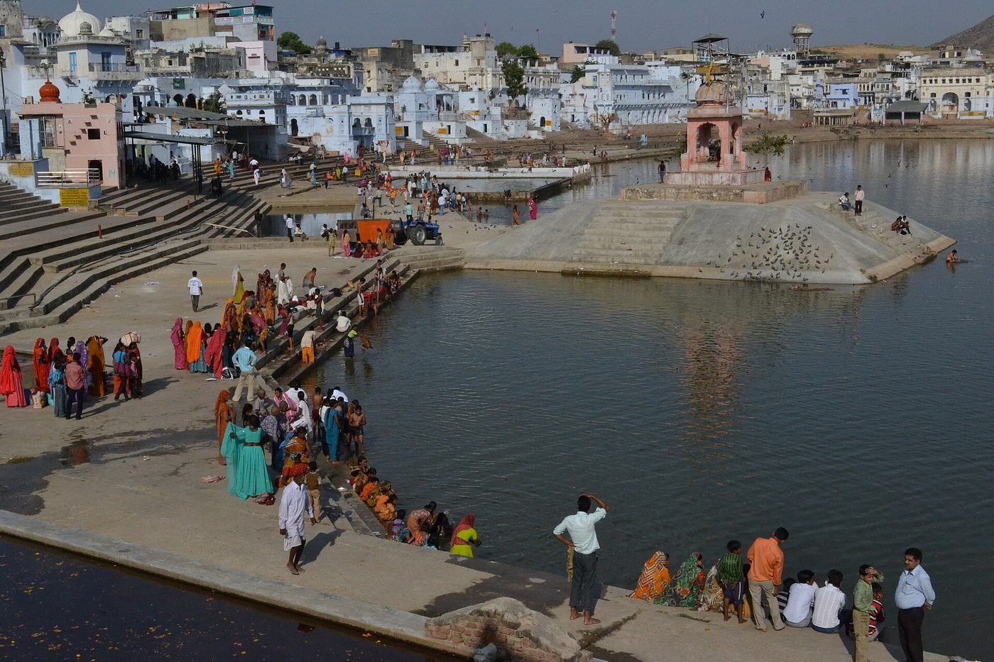 Jagatpita Brahma Mandir, Pushkar, Rajasthan - photograph 3