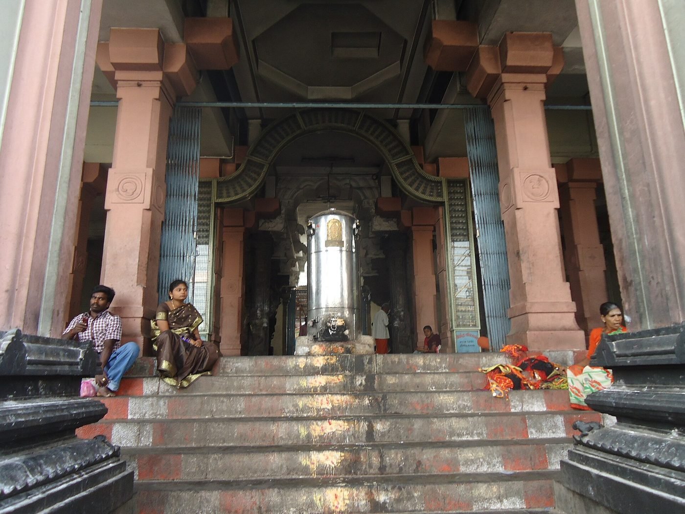 Arulmigu Dhandayuthapani Swamy Temple, Palani, Tamil Nadu - photograph 3