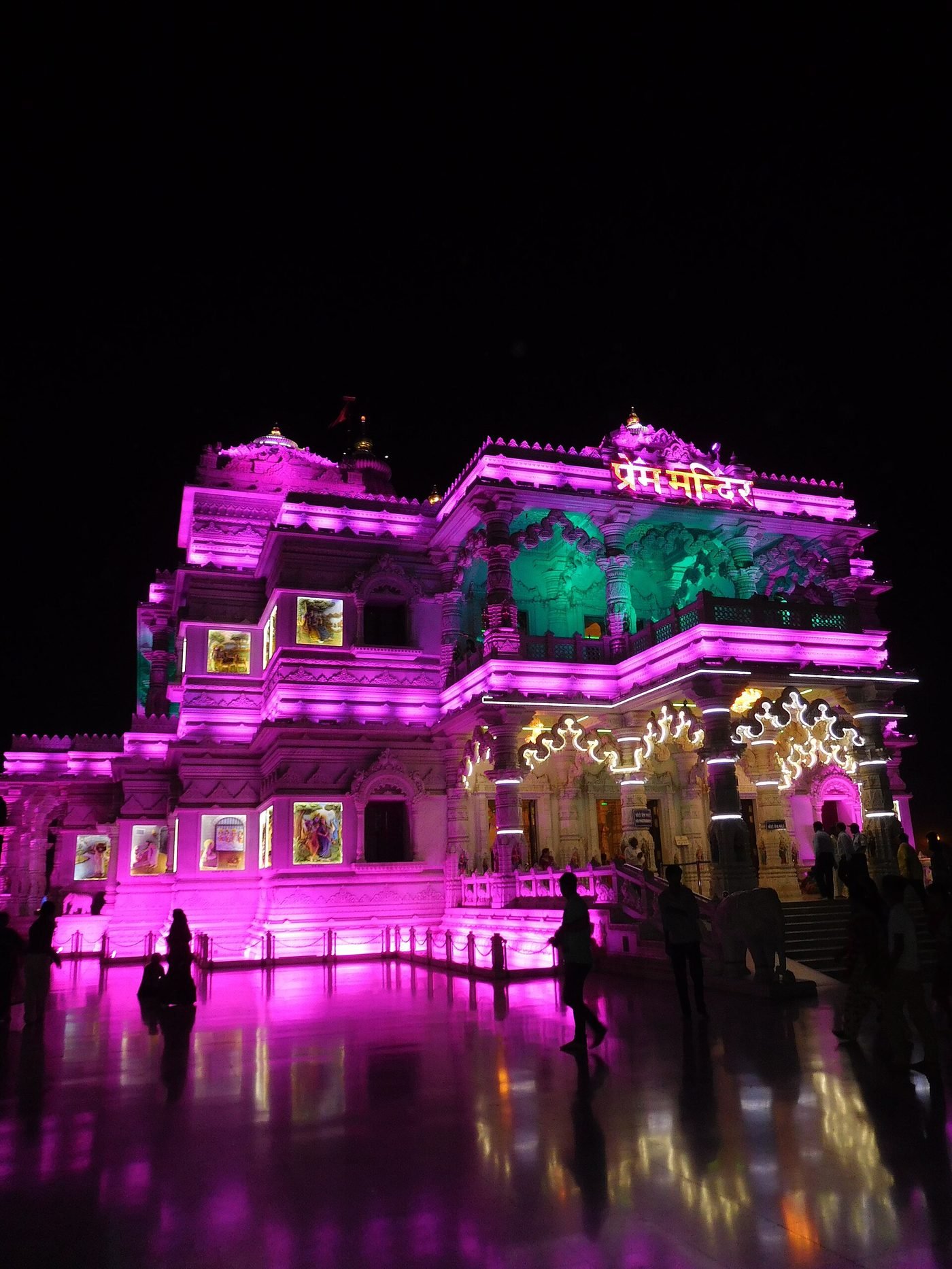 Prem Mandir, Vrindavan, Uttar Pradesh - photograph 4