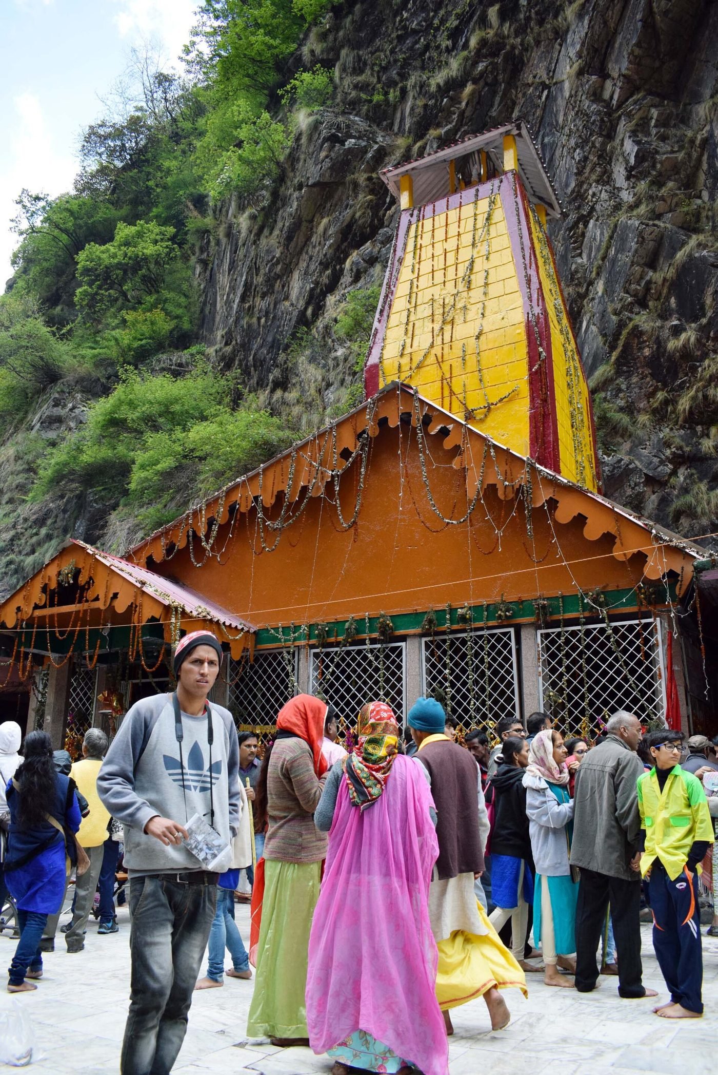 Yamunotri Temple, Uttarkashi (Yamunotri), Uttarakhand - photograph 5